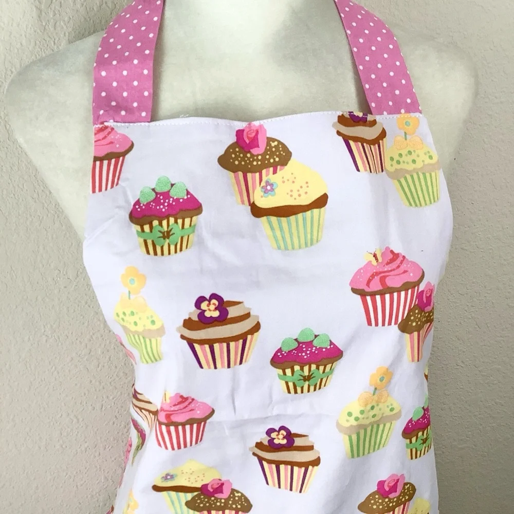 FLIRTY APRONS Novelty Cupcake Print Apron Ruffle Pockets Baker Pastry Chef Pink - Picture 3 of 9